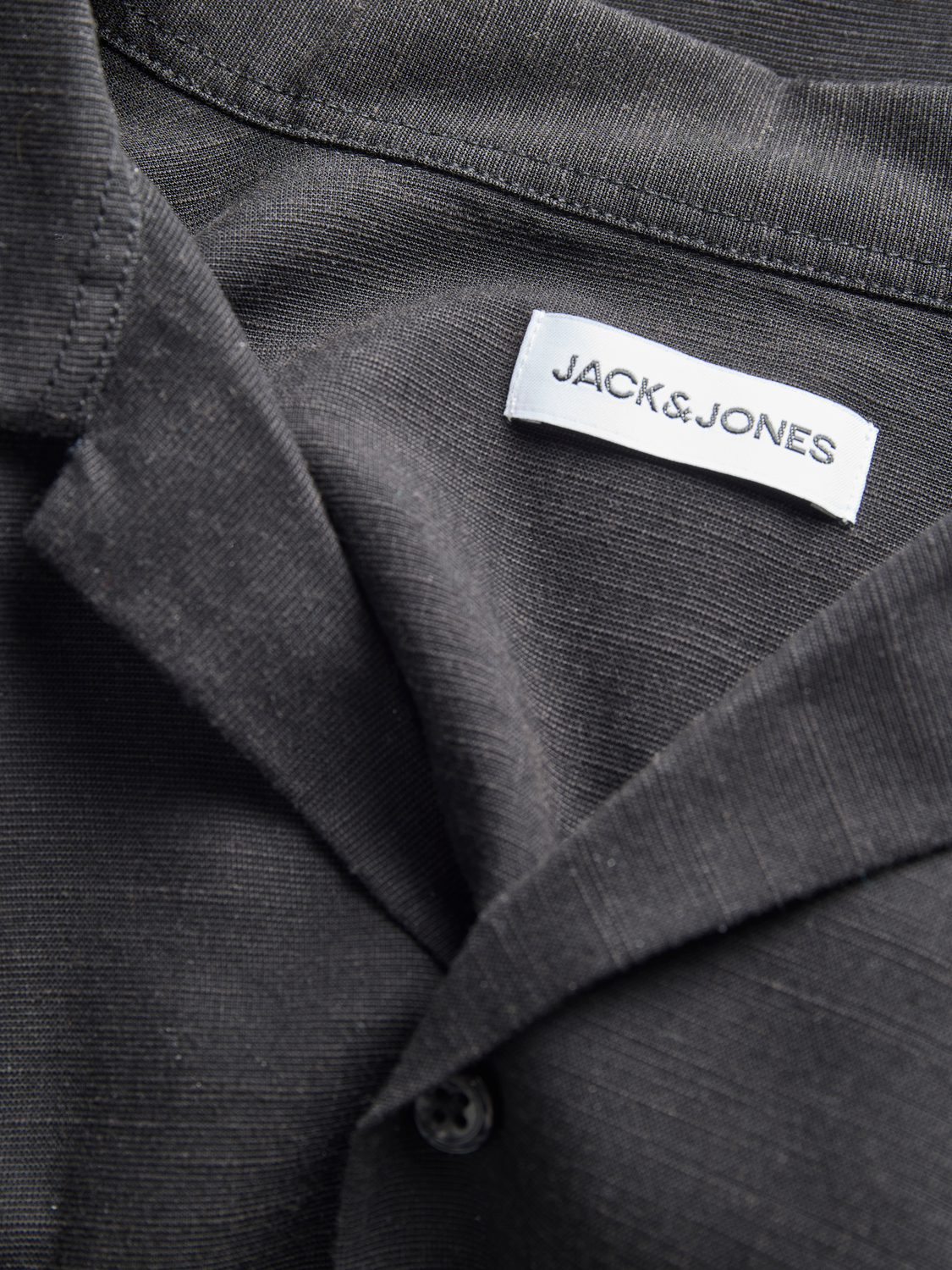 model_shot-detail